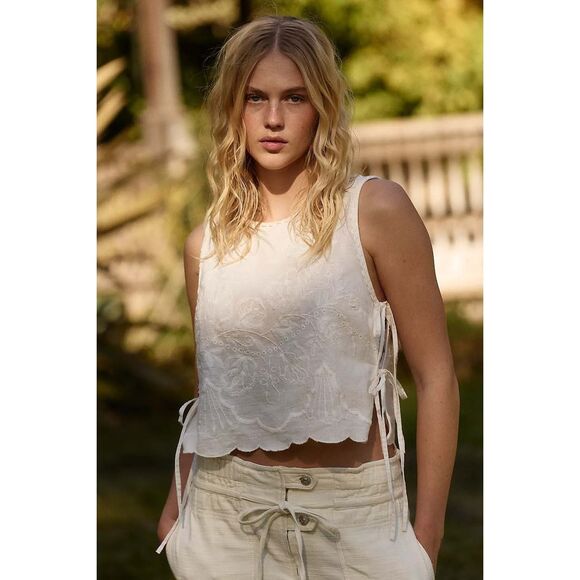 Free People Faded Gardens Tank Cropped Top Floral Embroidered Cotton L 283669 - Picture 1 of 10